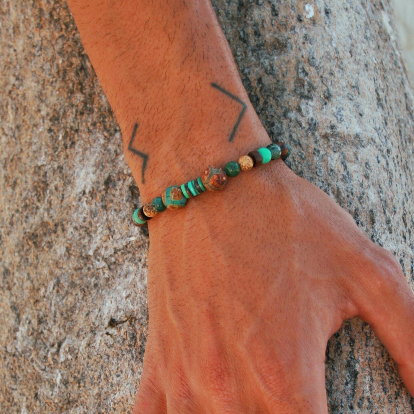 Green Tibetan Agate Men's Bracelet – Unisex Gemstone Bracelet with Wooden Beads, Stretch Boho Jewelry