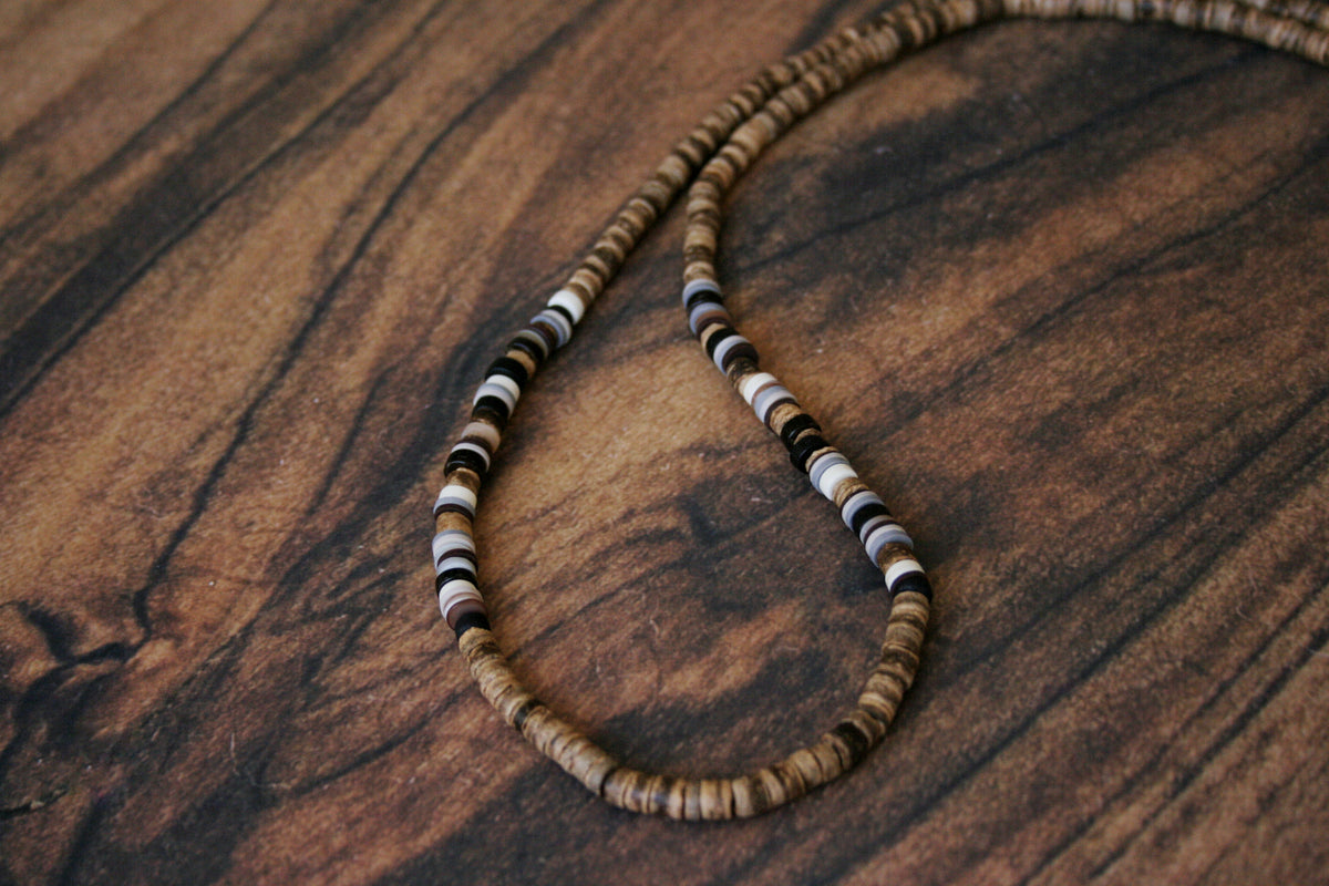Men’s Coconut Beaded Necklace – Minimalist Boho Surfer Choker
